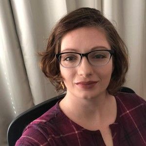 Meet your Posher, Angie